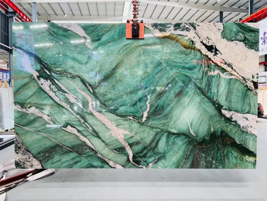 Patigolia green quartzite slabs