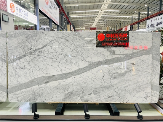 Calcatte white marble slabs