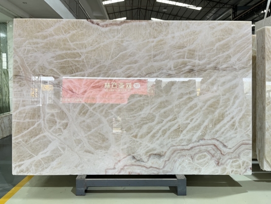 Iceberg onyx